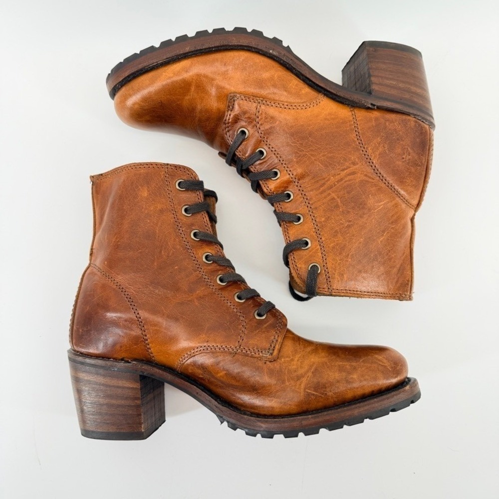 Frye Sabrina 6G Cognac Leather Block Heel Boots Made in USA 77029 Womens 8M
